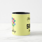 Glückliche 50. Geburtstags-Geschenke und Tasse (Zentrum)