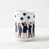 Glückliche Absolventen werfen Hüte zur Feier Kaffeetasse (Mittel)