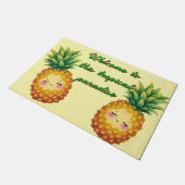 Glückliche Ananas Willkommensmatte Fußmatte (Schrägansicht)