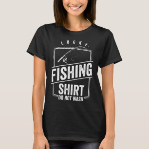 Glückliche Angelausrüstung für den Fischfang T-Shirt