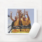 Glückliche buddhistische Mönche auf einem Roller-U Mousepad (Mit Mouse)