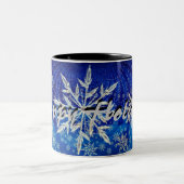 Glückliche Feiertags-Schneeflocke-Tasse Zweifarbige Tasse (Mittel)