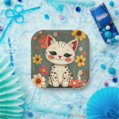 Glückliche gefleckte Katze mit Blumen Pappteller (Party)