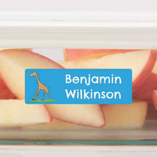 Glückliche Giraffe mit Schmetterling-Cartoon perso Etiketten (Befestigt)