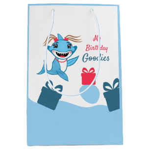 Glückliche Haifamilie Mittelgroße Geschenktüte