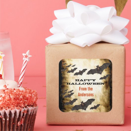 Glückliche Halloween-Fledermäuse und Burnt-Parchme Quadratischer Aufkleber (Party)