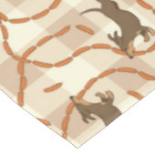 glückliche Hunde mit Wursthintergrund Tischdecke (Schrägansicht)