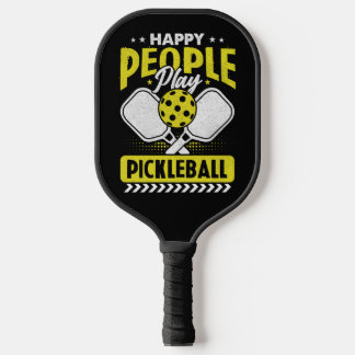 Glückliche Menschen spielen Pickleball Gelbe Stern Schläger