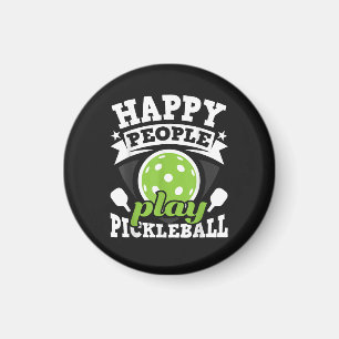 Glückliche Menschen spielen Pickleball - Paddlebal Magnet