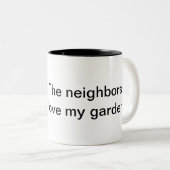 Glückliche Nachbarn Zweifarbige Tasse (VorderseiteRechts)
