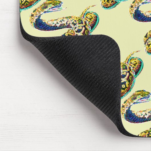 Glückliche Schlange Mousepad (Ecke)