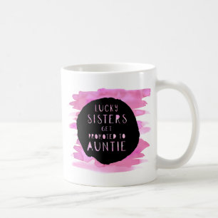 Glückliche Schwestern erhalten geförderte Tante Kaffeetasse
