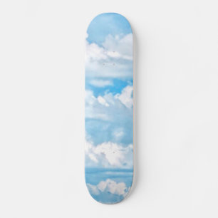 Glückliche sonnige Wolken-Hintergrund-Landschaft Skateboard