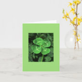 GLÜCKLICHE VIERBLÄTTRIGES KLEEBLATT leere Karte (Gelbe Blume)