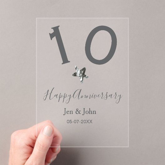 Glücklicher 10-jähriger Jubiläumsname Datum grauer Acryleinladungen (Insitu (Handheld))