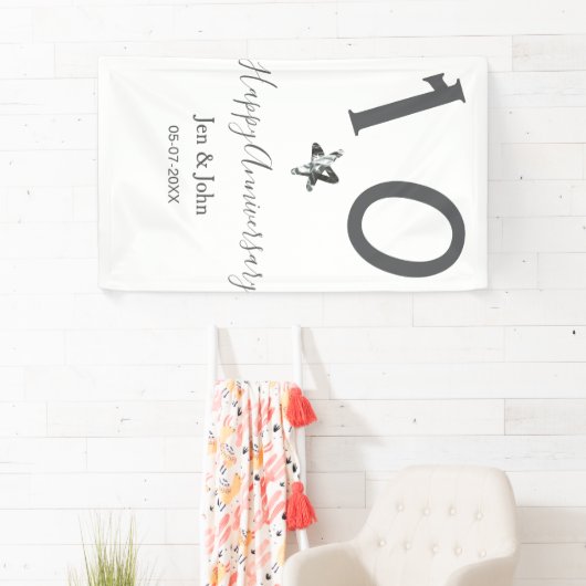 Glücklicher 10-jähriger Jubiläumsname Datum grauer Banner (Insitu)