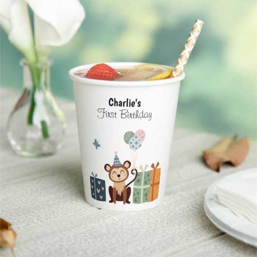 Glücklicher Affe mit Ballons und Geschenken, Gebur Pappbecher (In Situ)