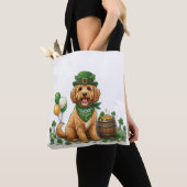 Glücklicher Cockapoo St. Patrick's Day Tasche (Von Nahem)