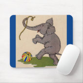 glücklicher Elefant, der mit Seil und Ball spielt Mousepad (Mit Mouse)