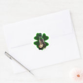 Glücklicher Erdmännchen St. Patrick's Day Runder Aufkleber (Umschlag)