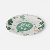 Glücklicher Erster Geburtstag St Patricks Day Klee Pappteller (Schrägansicht)