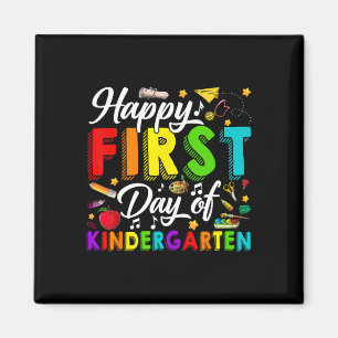 Glücklicher erster Tag im Kindergarten Zurück zur  Magnet