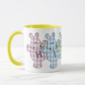 Glücklicher Flusspferdpastellgingham Tasse (Links)
