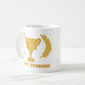 Glücklicher goldener Trophäe-Ehemann Kaffeetasse (Vorderseite Links)