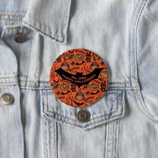 Glücklicher Halloween-Monogramm-Namensschild Button (Beispiel)