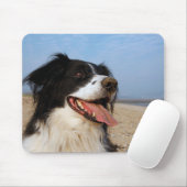 Glücklicher Hund am Strand Mousepad (Mit Mouse)