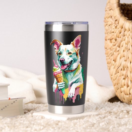 Glücklicher Hund, der ein Eis isst Thermobecher (Wohnzimmer (gedreht))