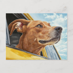 Glücklicher Hund im gelben Auto Kunstprint Postkarte