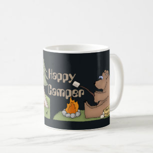 Glücklicher Lagerbewohner trägt Spaßkaffee-Tass Kaffeetasse