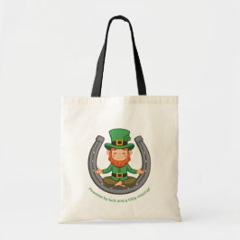 Glücklicher Leprechaun-Meditation Tragetasche