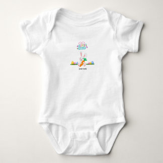 Glücklicher Osterhase mit Karotte - Farbige Baby-B Baby Strampler