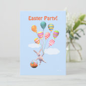 Glücklicher Osterhase und Ballone Einladung (Stehend Vorderseite)