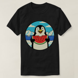 Glücklicher Pinguin isst Wassermelone - Sommerstim T-Shirt