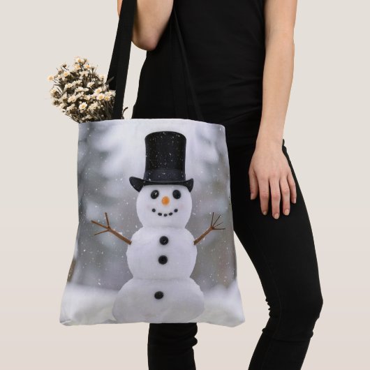 Glücklicher Schneemann mit Zylinder Tasche (Von Nahem)