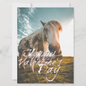 Glücklicher Valentinstag mit Blick auf Pferd (Vorderseite)