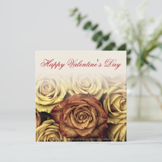 Glücklicher Valentinstag mit gelbem Rosenbuquet (Stehend Vorderseite)