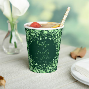 Glücklicher Verliebter St. Patrick's Day Brautpart Pappbecher