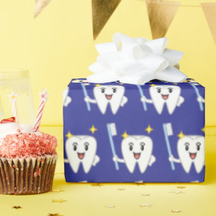 Glücklicher Zahn mit Zahnbürste Geschenkpapier