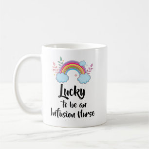 Glücklicherweise eine Tasse für die Infusionsthera