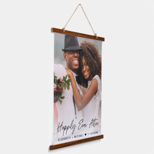 Glücklicherweise immer nach der Hochzeit des Fotos Wandteppich Mit Holzrahmen (Gewinkelt)