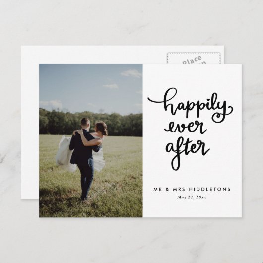 Glücklicherweise immer nach Lässigem Script-Hochze Postkarte (Vorne/Hinten)