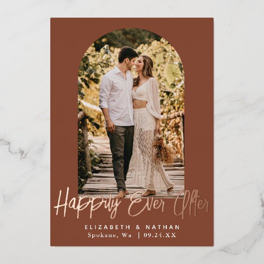 Glücklicherweise je nach Hochzeit von Arch Frame F Folieneinladung (Vorderseite)