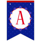 Glückliches 4. vom Juli 2019 mit den Namen, die Wimpelkette (Dritte Fahne)