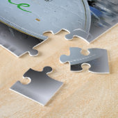 Glückliches Camping des Teardrop-Sinti und Puzzle (Seite)