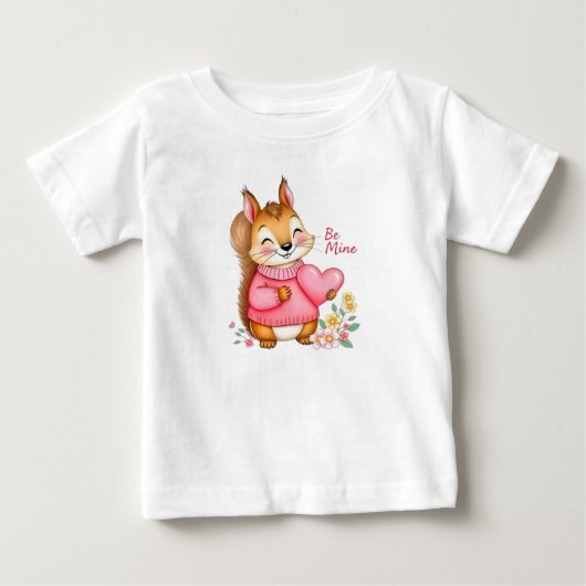 Glückliches Eichhörnchen mit rosa Pullover hält ei (Vorderseite)