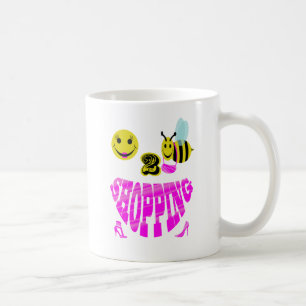 glückliches Einkaufen mit 2 Bienen Kaffeetasse